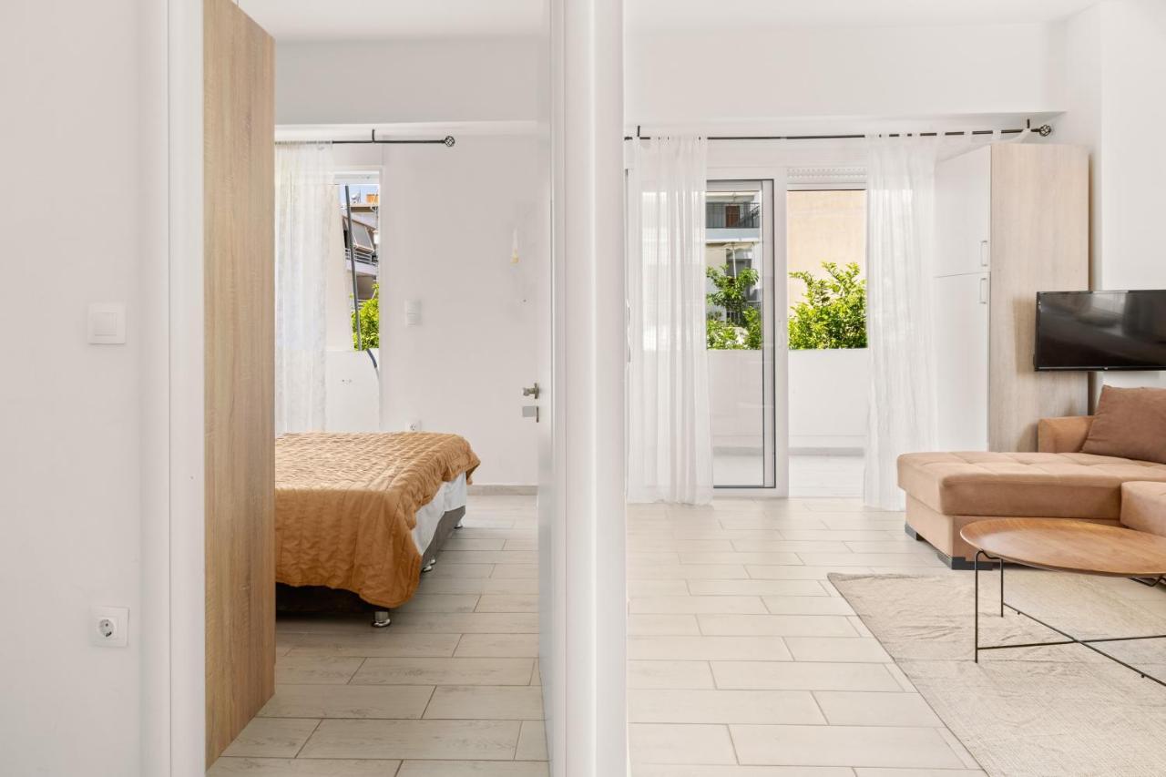 Holiday Apartment Glyfada Athene Buitenkant foto