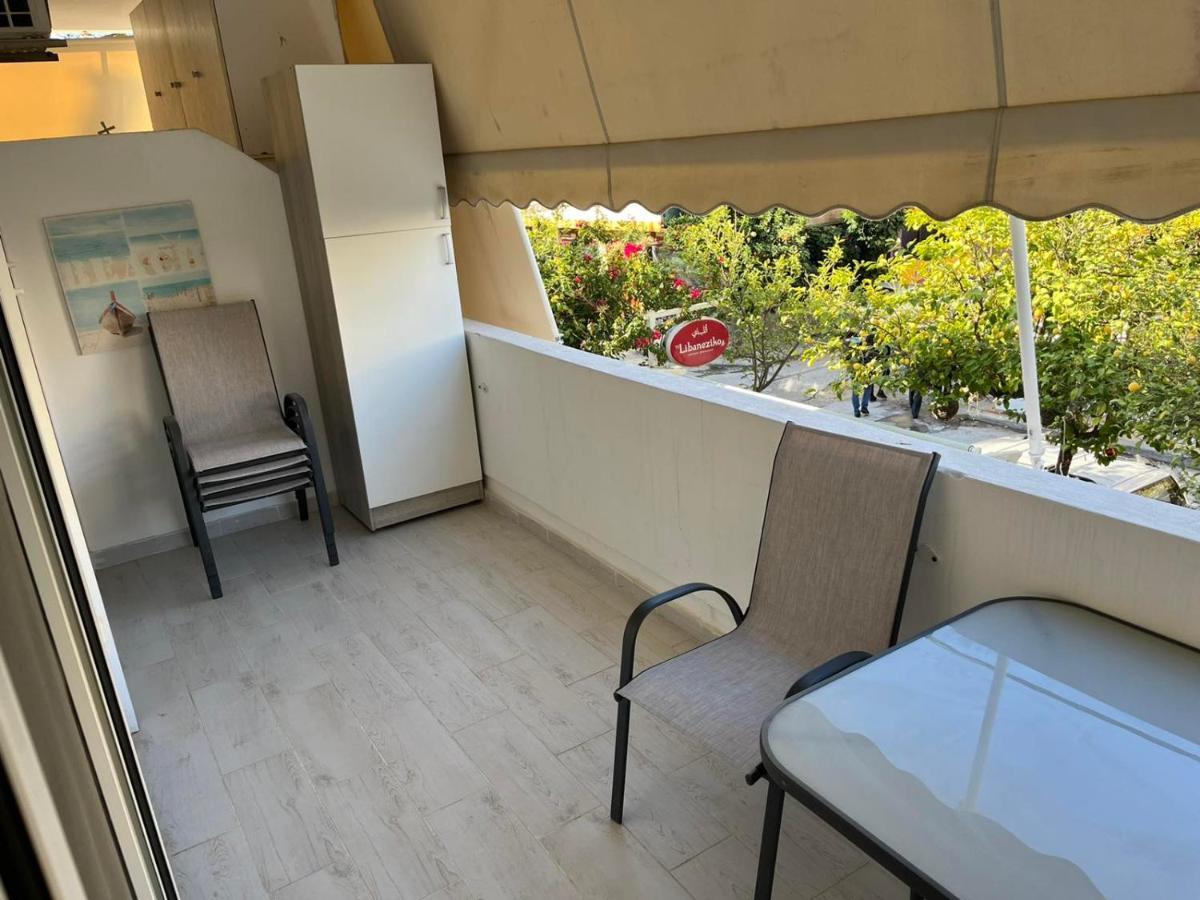 Holiday Apartment Glyfada Athene Buitenkant foto